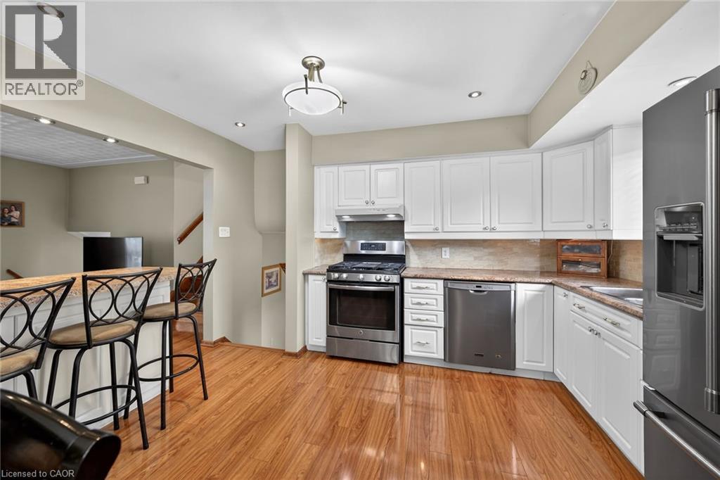 210 COLUMBIA Drive, Hamilton, Ontario, L9C3Y6 — Photo 15