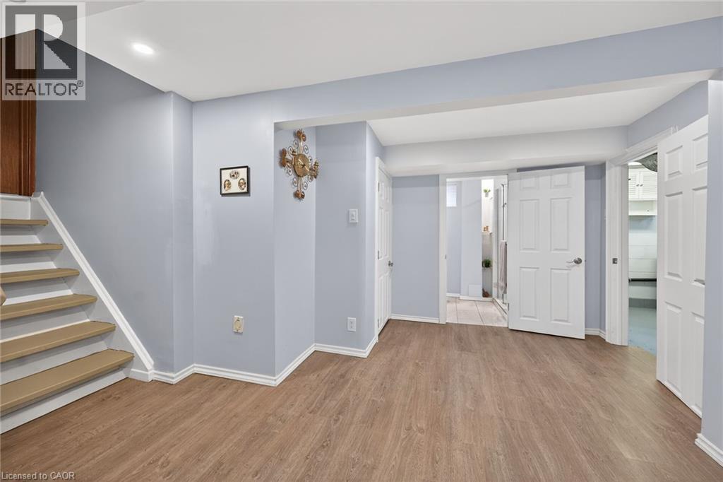 210 COLUMBIA Drive, Hamilton, Ontario, L9C3Y6 — Photo 35