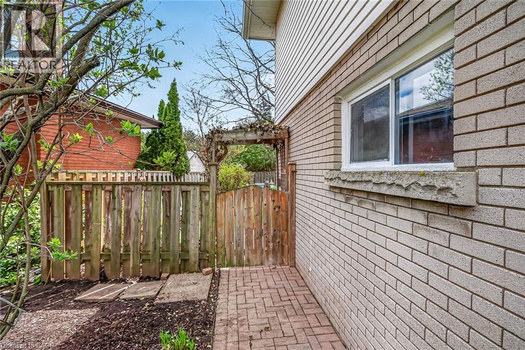 210 COLUMBIA Drive, Hamilton, Ontario, L9C3Y6 — Photo 40