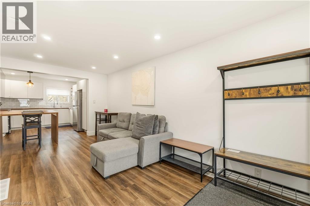 27 EDINBURGH Avenue, Hamilton, Ontario, L8H2C4 — Photo 3