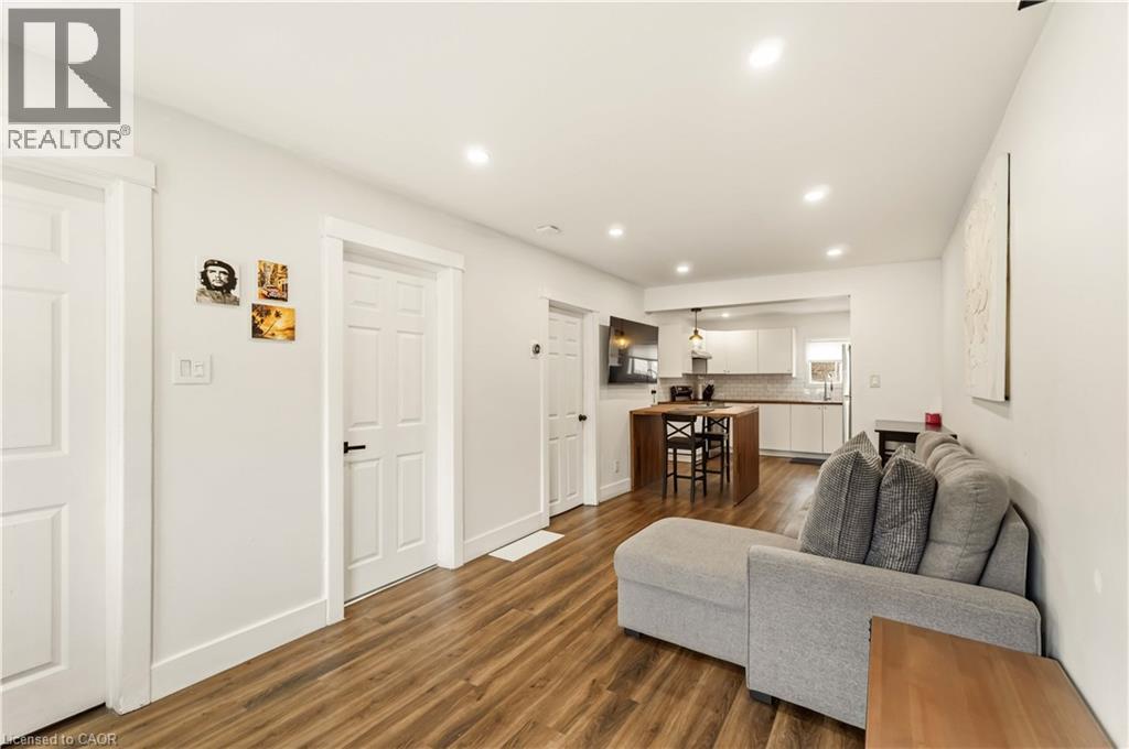 27 EDINBURGH Avenue, Hamilton, Ontario, L8H2C4 — Photo 4