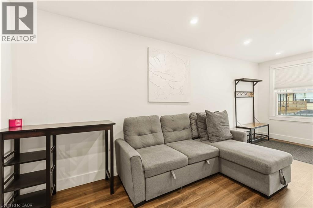 27 EDINBURGH Avenue, Hamilton, Ontario, L8H2C4 — Photo 5