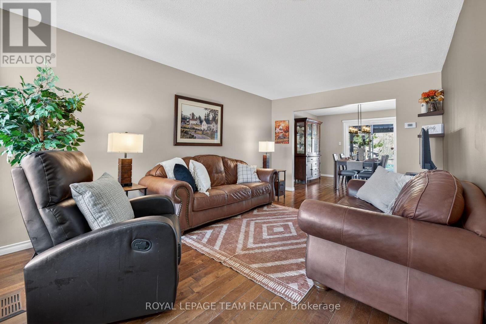 161 SPRINGWATER DRIVE, Ottawa, Ontario, K2M1Z9 — Photo 6