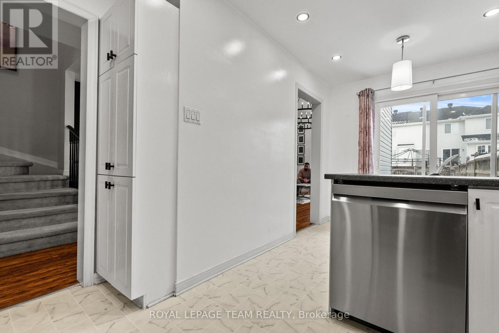 5 MILNER DOWNS CRESCENT, Ottawa, Ontario, K2M2S6 — Photo 17