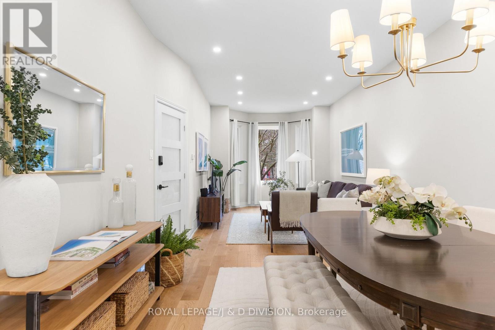 28 ARGYLE STREET, Toronto (Trinity-Bellwoods), Ontario, M6J1N4 — Photo 4