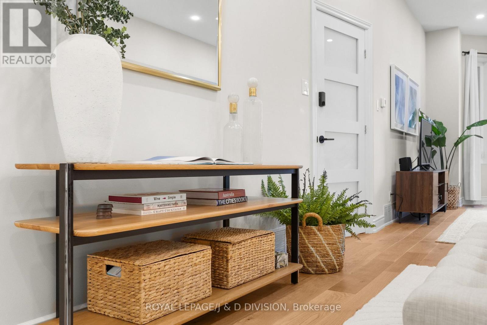 28 ARGYLE STREET, Toronto (Trinity-Bellwoods), Ontario, M6J1N4 — Photo 5