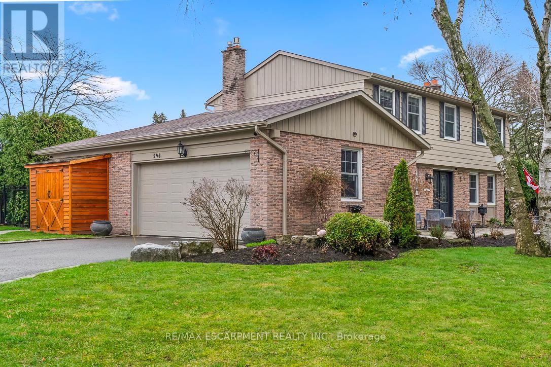 996 CRESTHAMPTON LANE, Mississauga (Lorne Park), Ontario, L5H2X1 — Photo 2