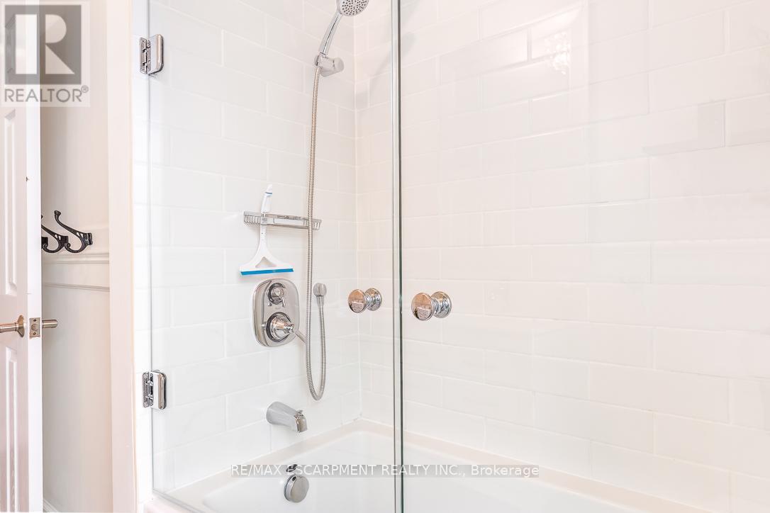 996 CRESTHAMPTON LANE, Mississauga (Lorne Park), Ontario, L5H2X1 — Photo 35