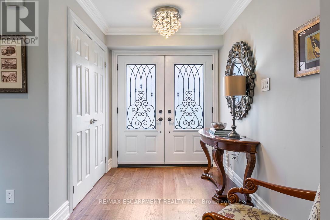 996 CRESTHAMPTON LANE, Mississauga (Lorne Park), Ontario, L5H2X1 — Photo 6