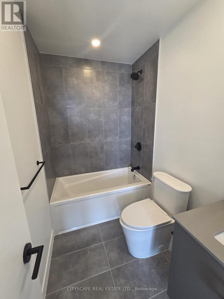 C709 - 4878 POWERS COMMON, Burlington (Appleby), Ontario, L7M2B4 — Photo 9