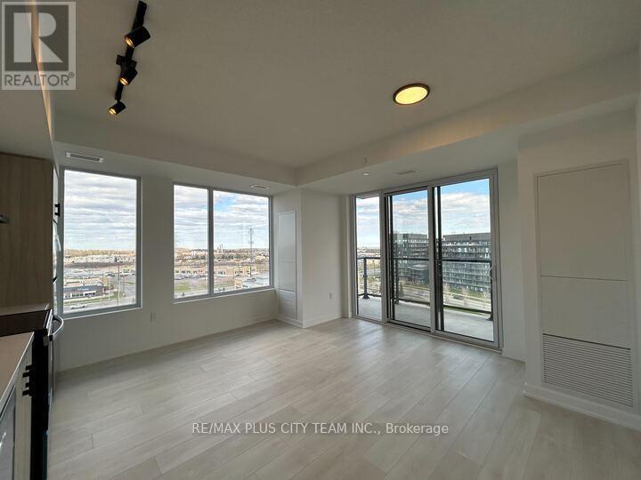 C807 - 4878 POWERS COMMON, Burlington (Alton), Ontario, L7M2B4 — Photo 3