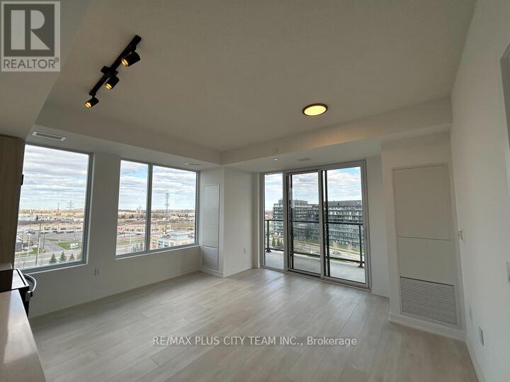 C807 - 4878 POWERS COMMON, Burlington (Alton), Ontario, L7M2B4 — Photo 4