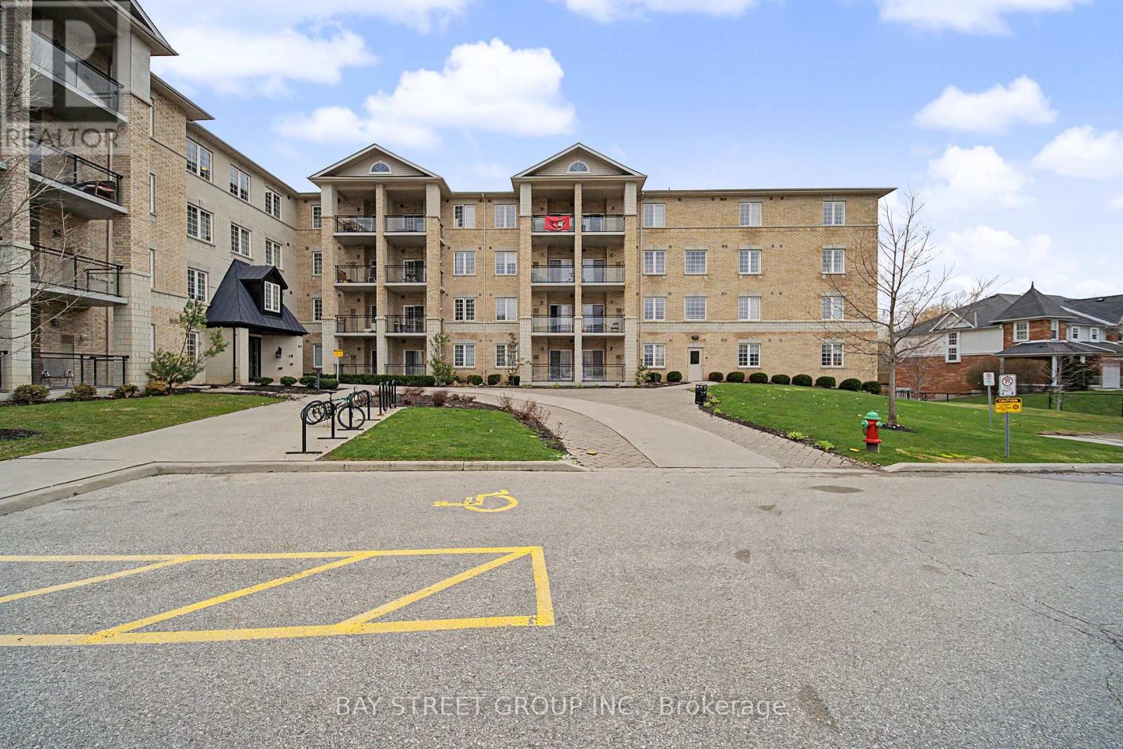 132 - 1077 GORDON STREET, Guelph (Kortright West), Ontario, N1G0E3 — Photo 3