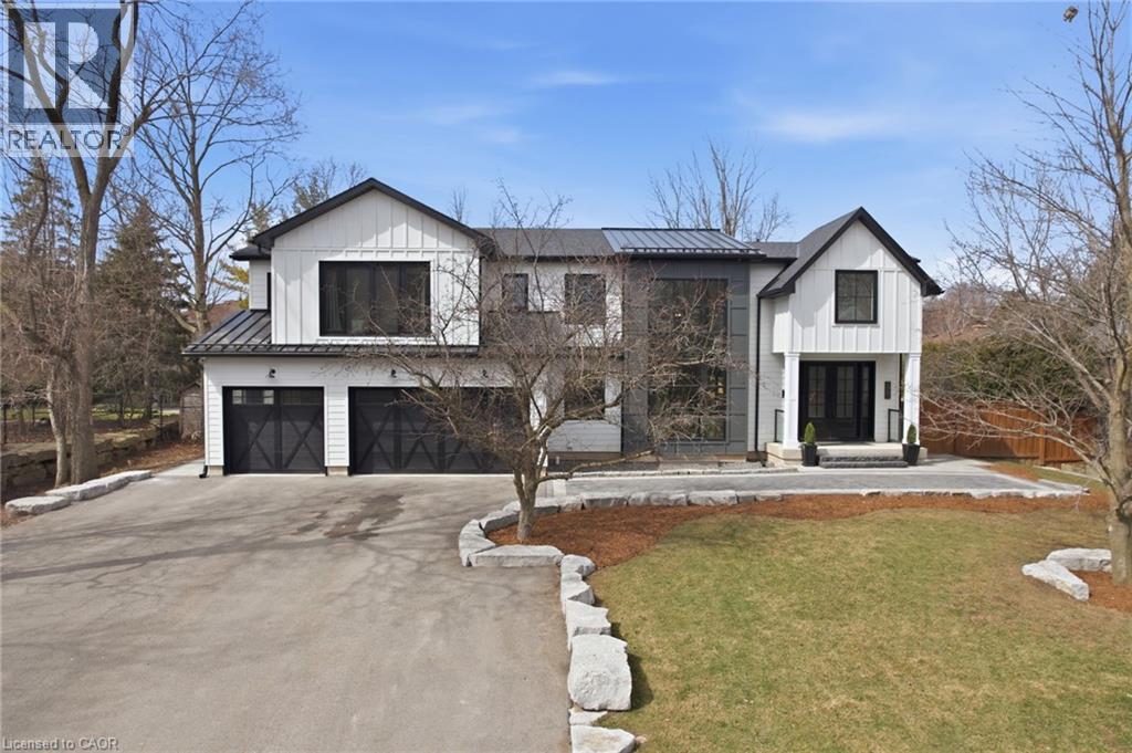 136 ROCKCLIFFE Road, Waterdown, Ontario, L9H7H3 — Photo 2