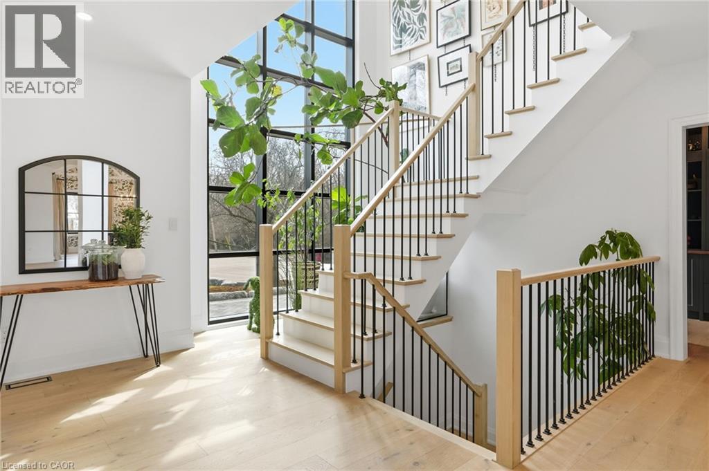 136 ROCKCLIFFE Road, Waterdown, Ontario, L9H7H3 — Photo 5
