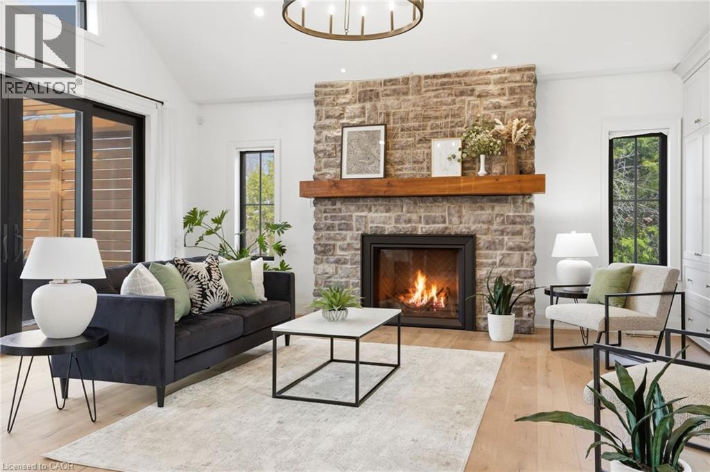 136 ROCKCLIFFE Road, Waterdown, Ontario, L9H7H3 — Photo 7
