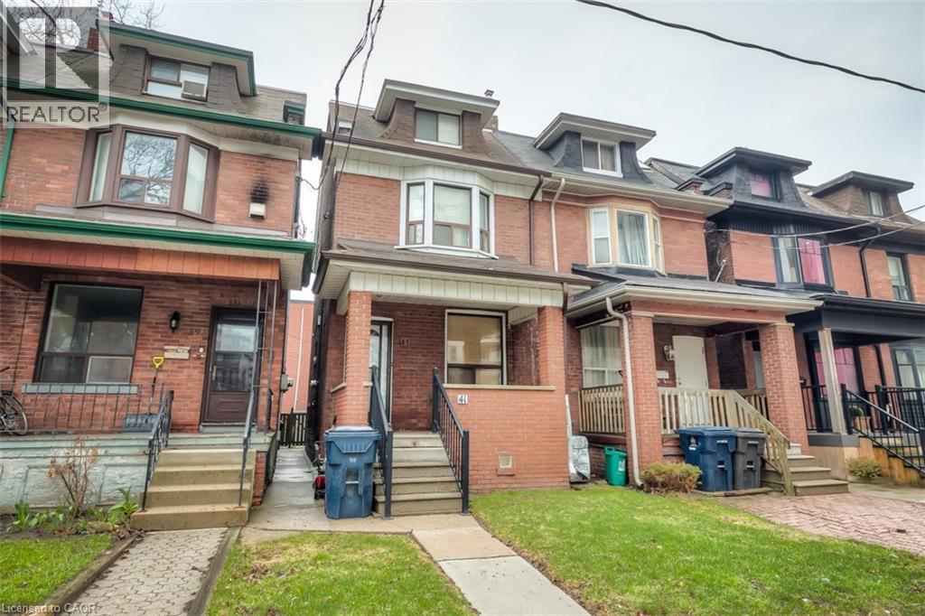 41 SPRINGHURST Avenue, Toronto, Ontario, M6K1B4 — Photo 2