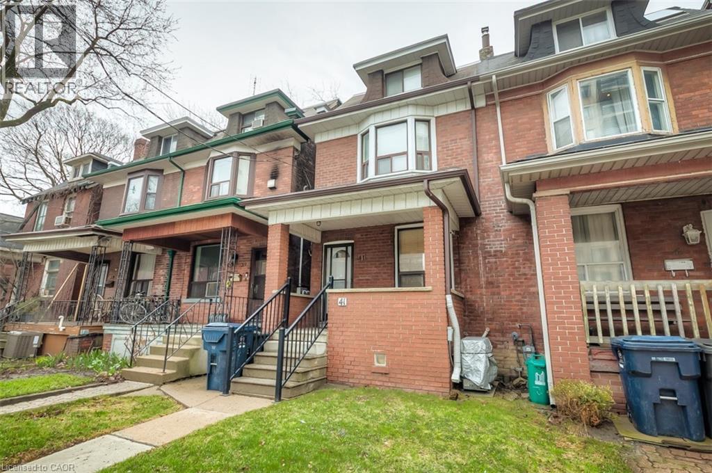 41 SPRINGHURST Avenue, Toronto, Ontario, M6K1B4 — Photo 3