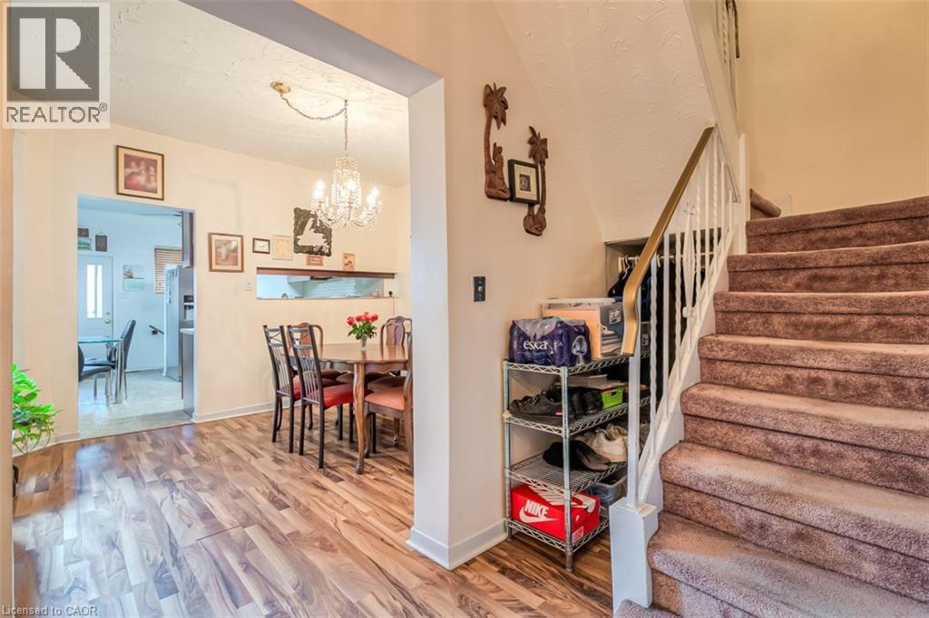 41 SPRINGHURST Avenue, Toronto, Ontario, M6K1B4 — Photo 5