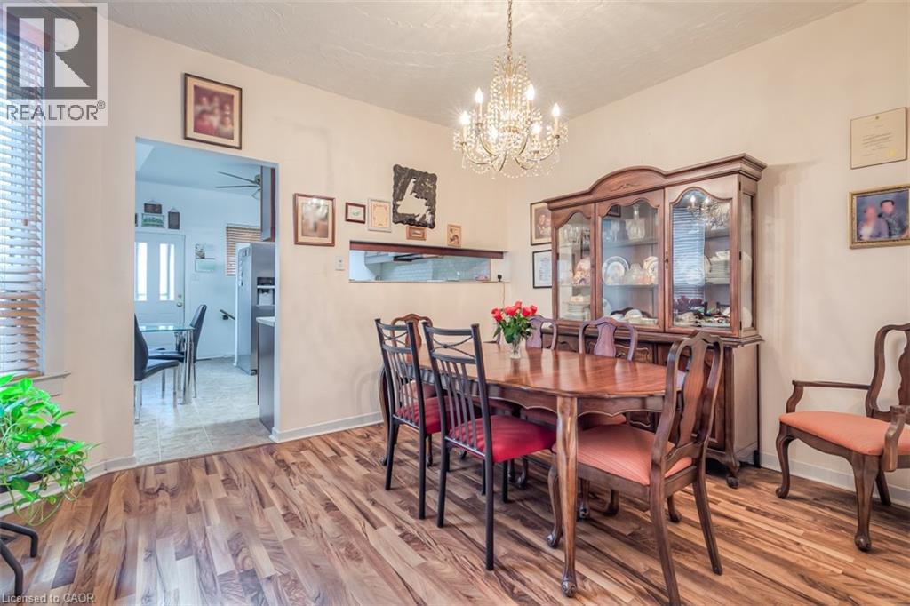 41 SPRINGHURST Avenue, Toronto, Ontario, M6K1B4 — Photo 6