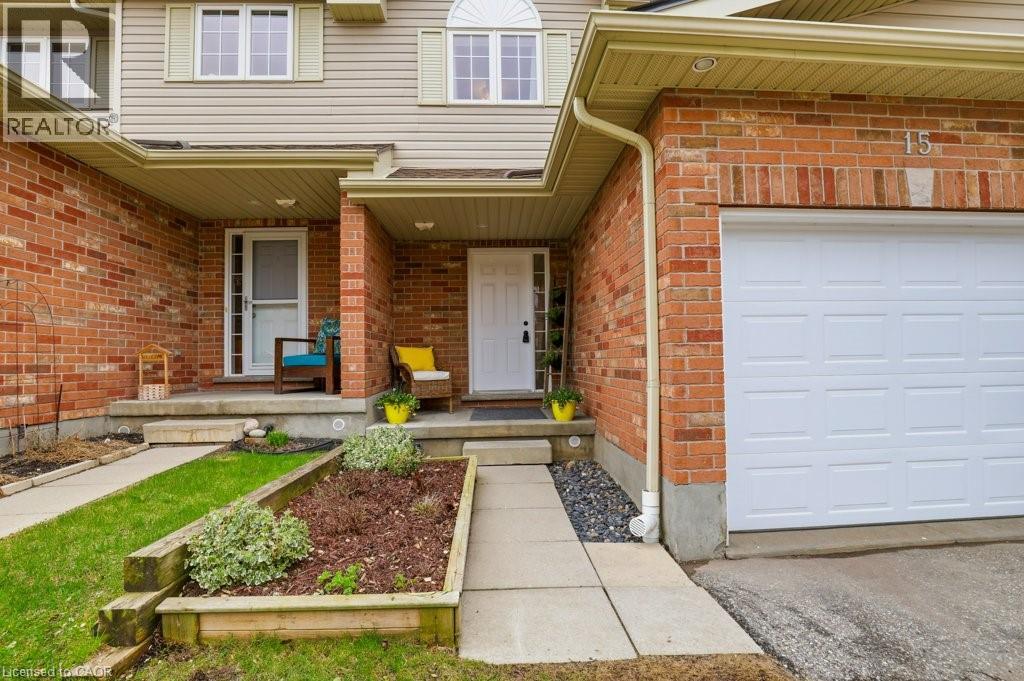 42 FALLOWFIELD Drive Unit# 15, Kitchener, Ontario, N2C0A8 — Photo 2