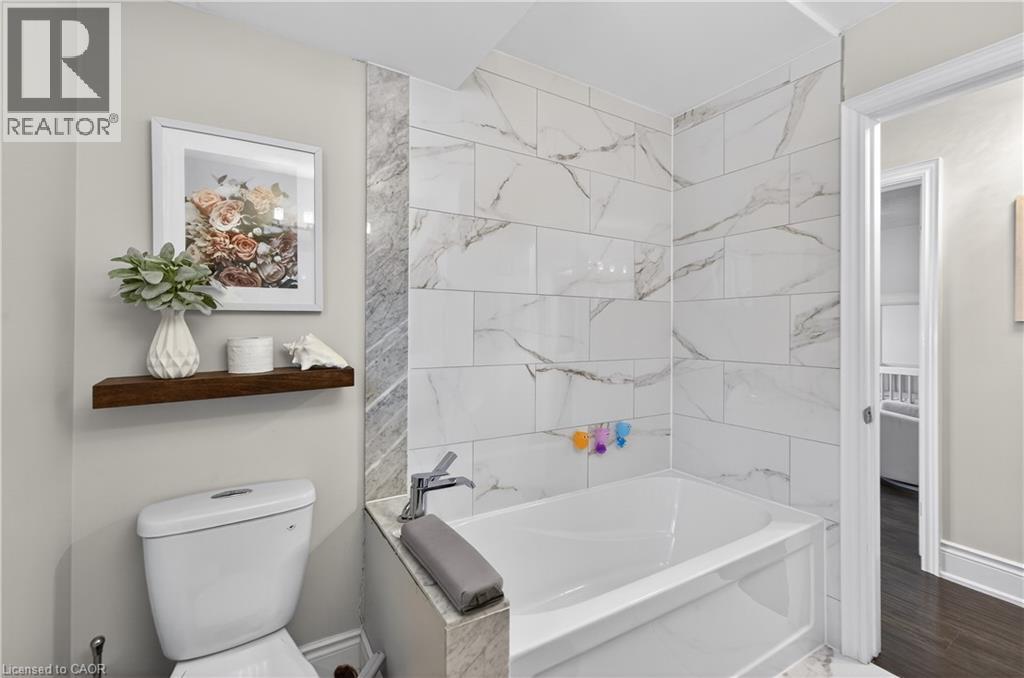 122 HOLLYBUSH Drive, Hamilton, Ontario, L8B0P1 — Photo 33