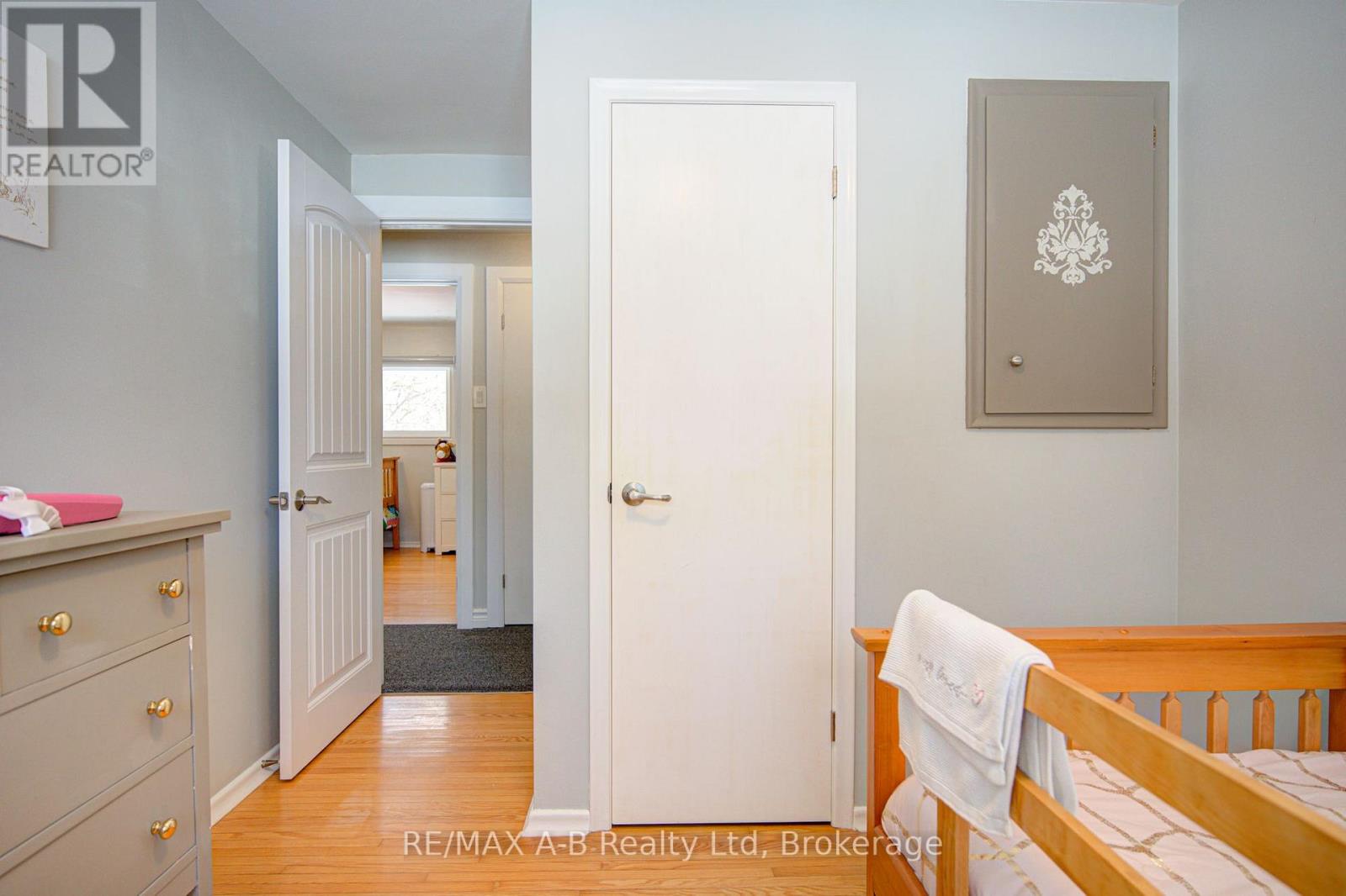 19 LINTON PLACE, Kitchener, Ontario, N2B2K1 — Photo 17