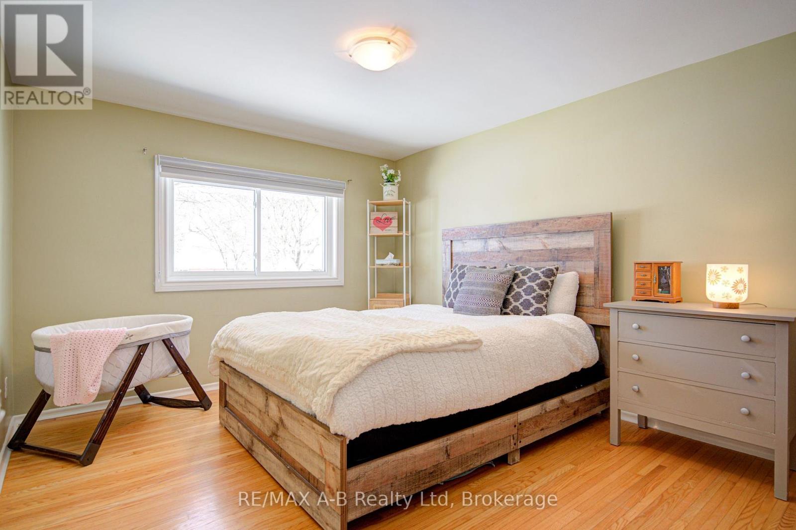 19 LINTON PLACE, Kitchener, Ontario, N2B2K1 — Photo 18