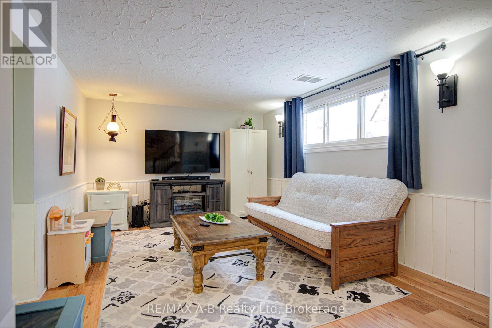 19 LINTON PLACE, Kitchener, Ontario, N2B2K1 — Photo 25