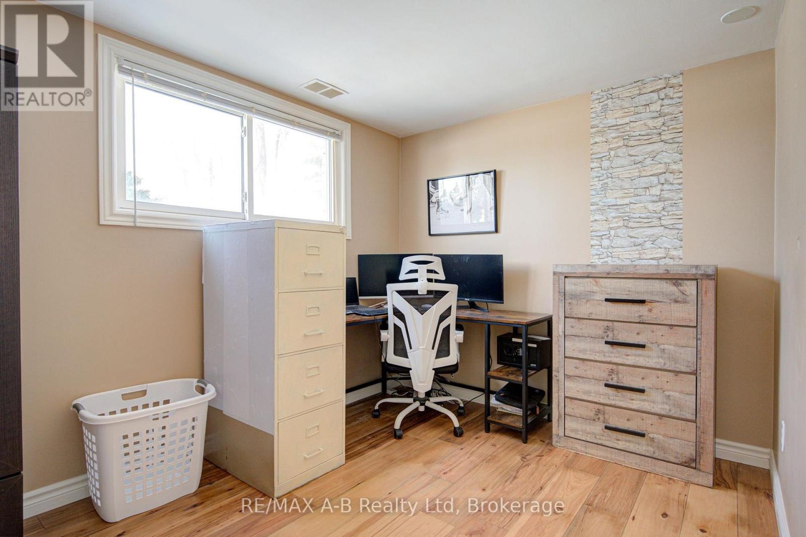 19 LINTON PLACE, Kitchener, Ontario, N2B2K1 — Photo 28