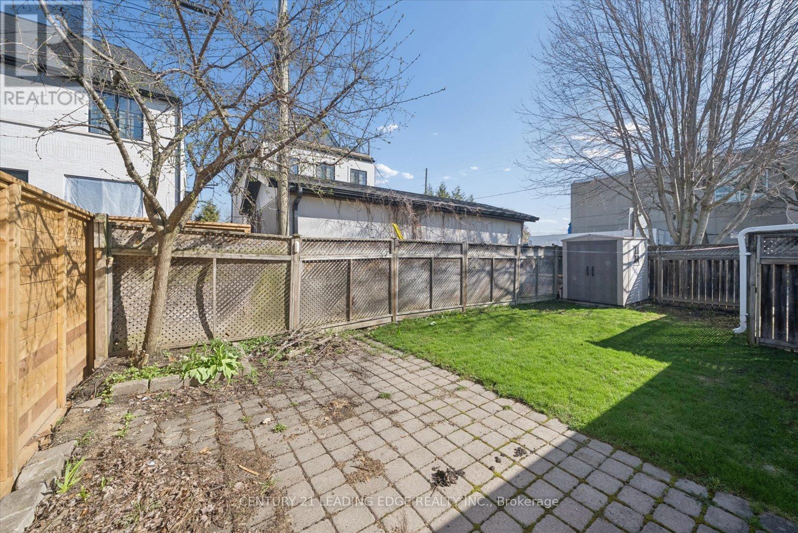 490 ARLINGTON AVENUE, Toronto (Humewood-Cedarvale), Ontario, M6C3A2 — Photo 2