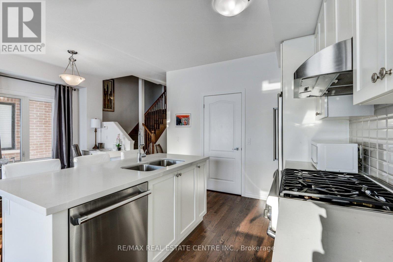 3056 CASCADE COMMON COURT, Oakville (JM Joshua Meadows), Ontario, L6H0R7 — Photo 11