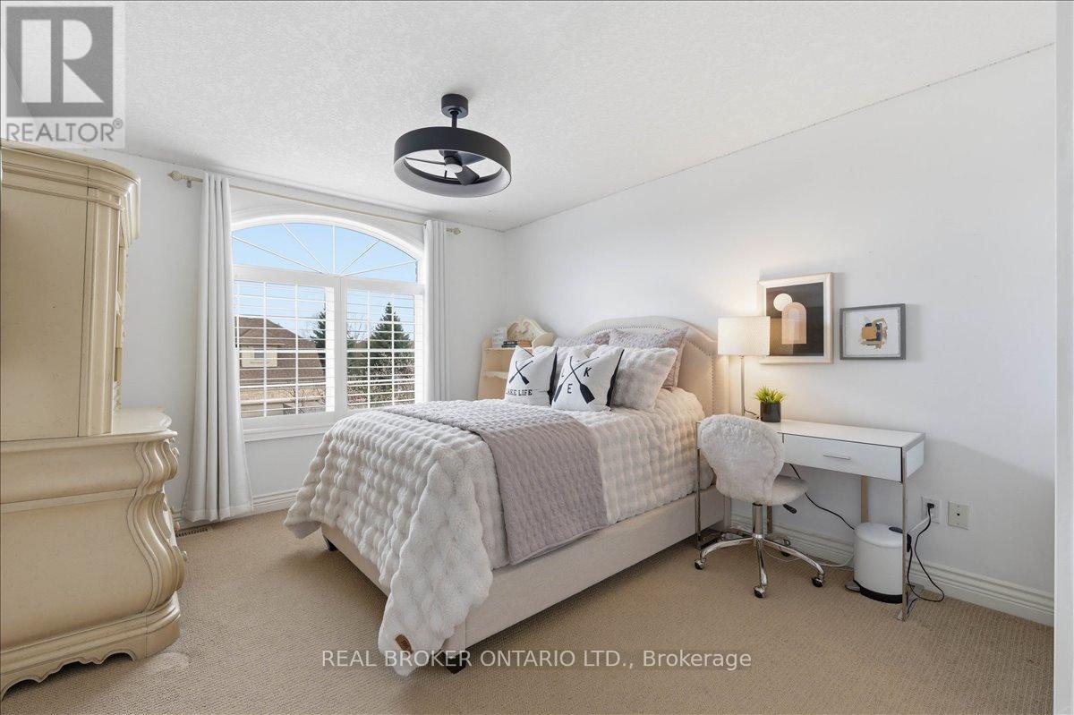 220 JOSEPH SCHOERG CRESCENT, Kitchener, Ontario, N2P2T4 — Photo 23