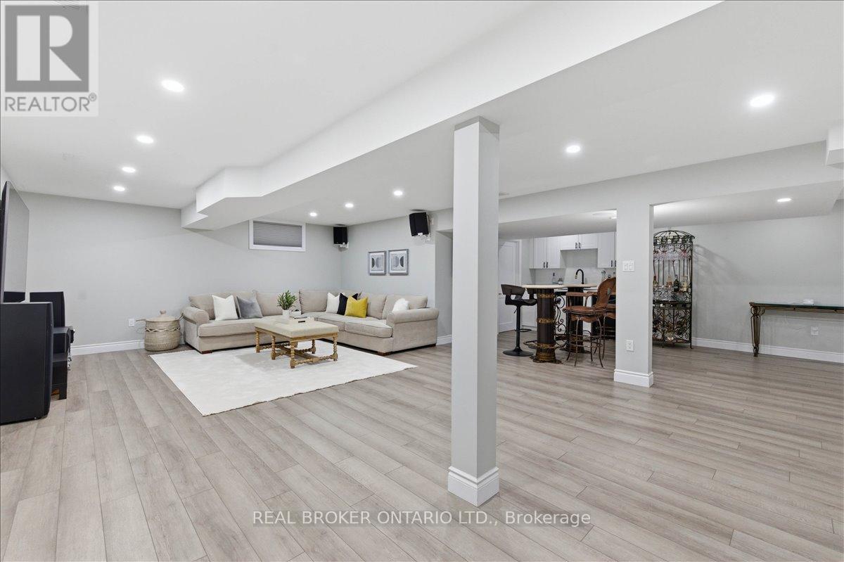 220 JOSEPH SCHOERG CRESCENT, Kitchener, Ontario, N2P2T4 — Photo 29