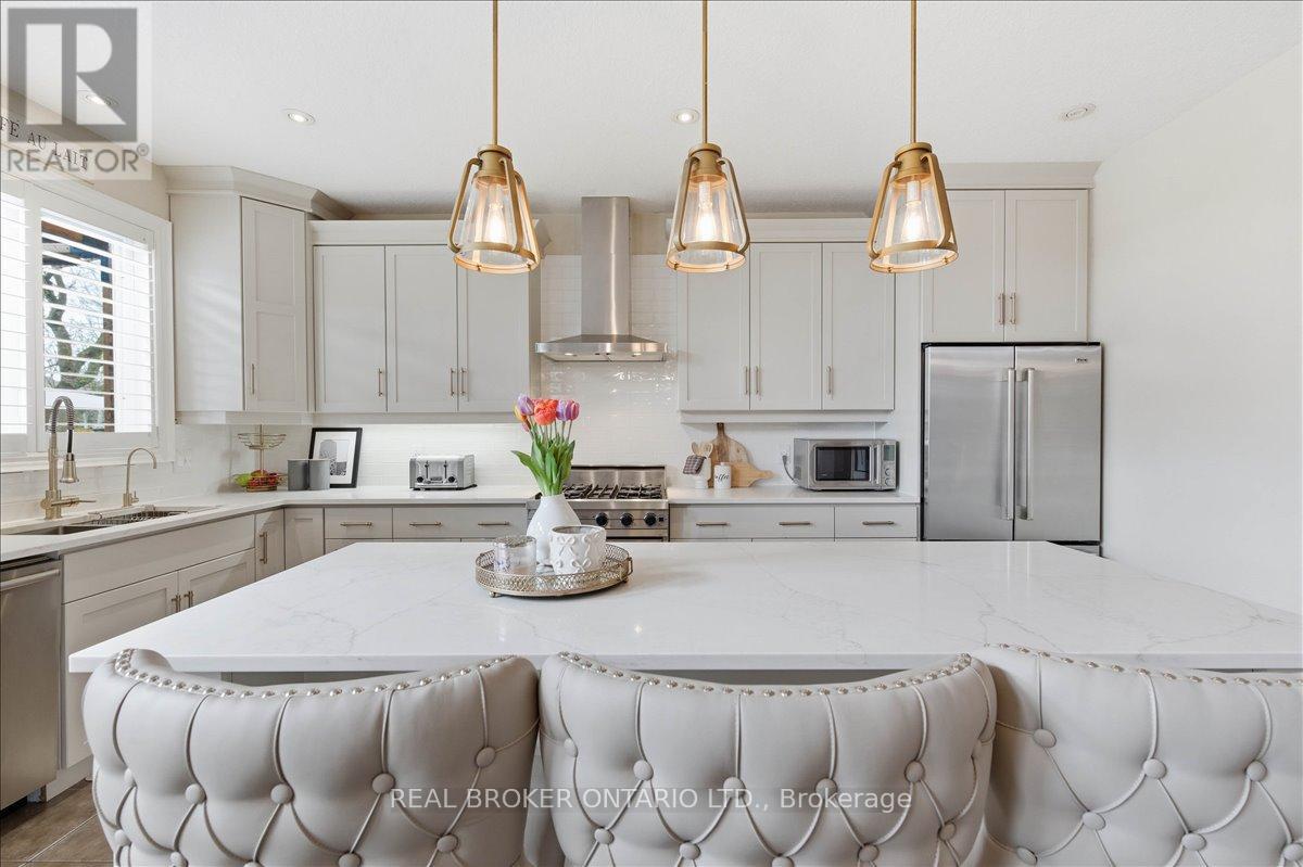 220 JOSEPH SCHOERG CRESCENT, Kitchener, Ontario, N2P2T4 — Photo 7