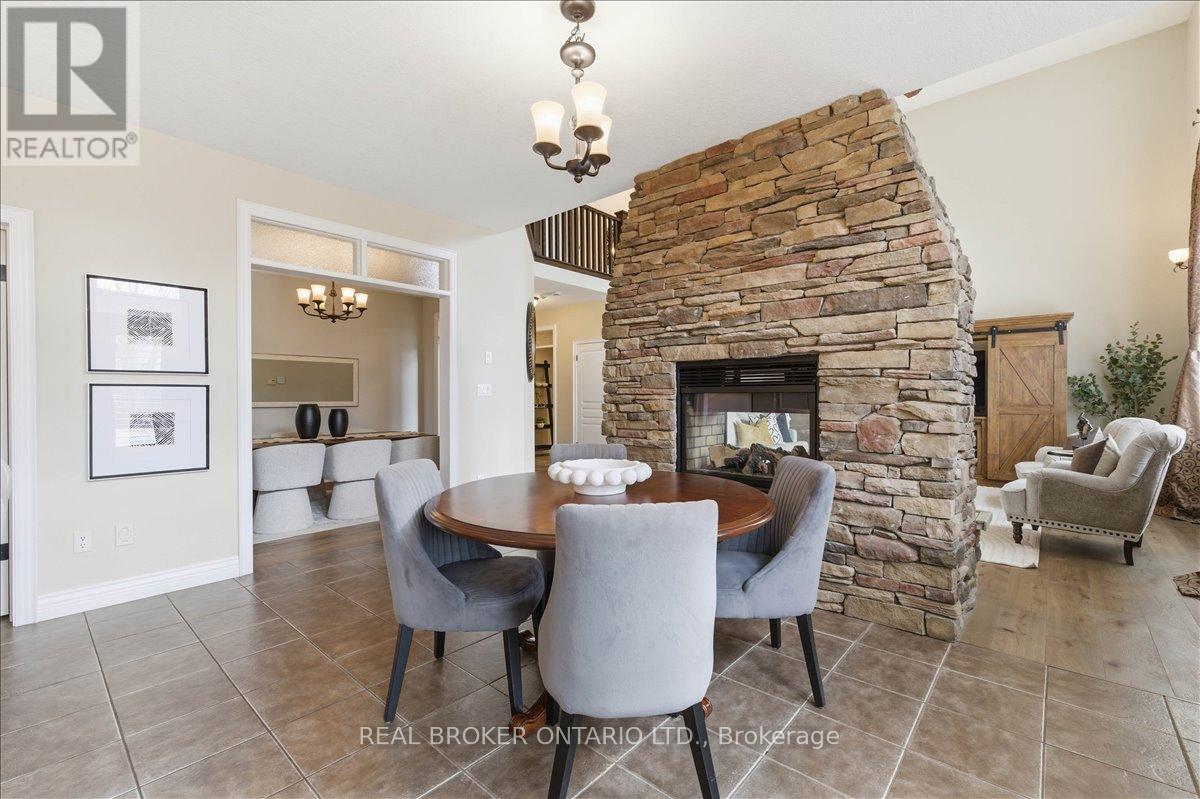 220 JOSEPH SCHOERG CRESCENT, Kitchener, Ontario, N2P2T4 — Photo 9