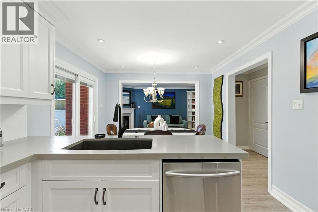 106 RYANS Way, Waterdown, Ontario, L8B0P3 — Photo 13