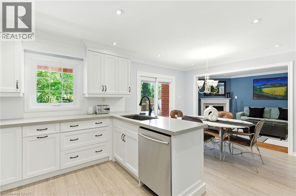 106 RYANS Way, Waterdown, Ontario, L8B0P3 — Photo 14