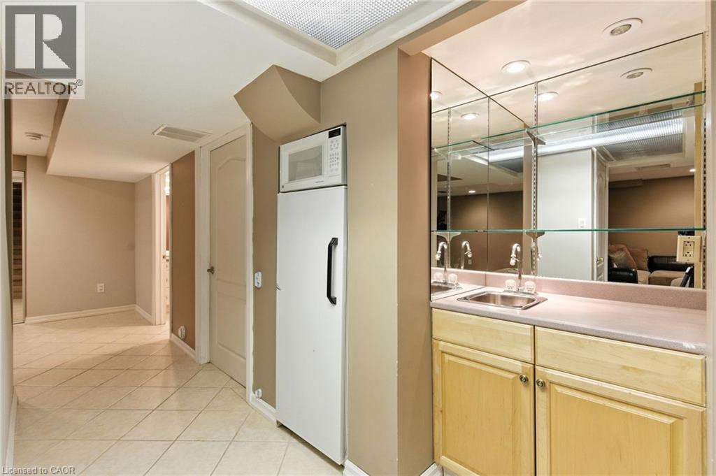 106 RYANS Way, Waterdown, Ontario, L8B0P3 — Photo 41