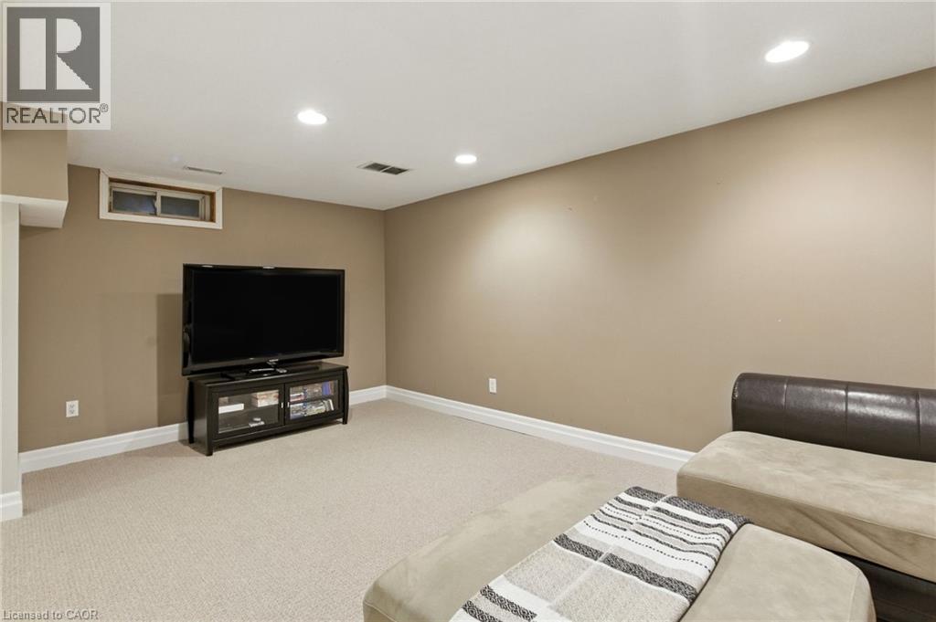 106 RYANS Way, Waterdown, Ontario, L8B0P3 — Photo 43