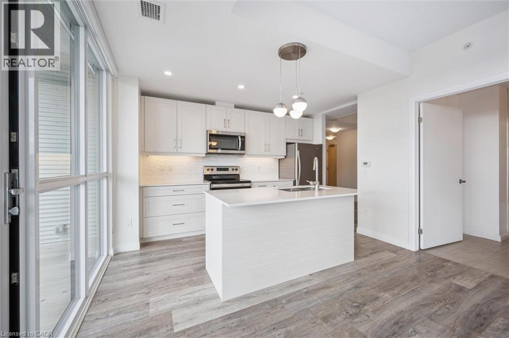 60 CHARLES Street W Unit# 1902, Kitchener, Ontario, N2G0C9 — Photo 13