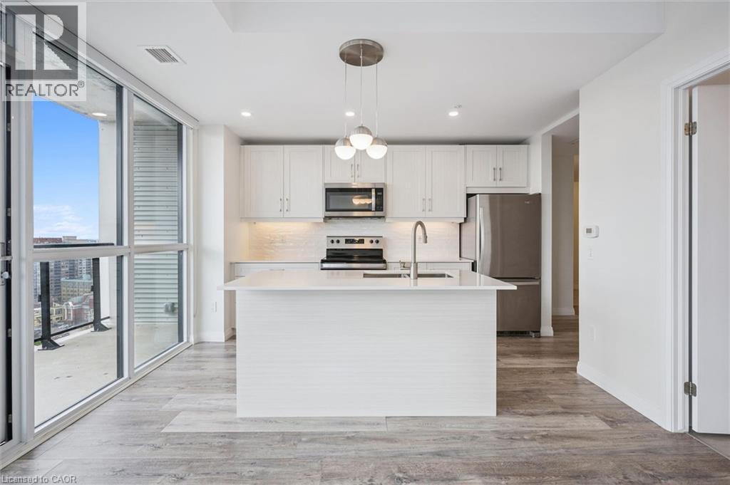 60 CHARLES Street W Unit# 1902, Kitchener, Ontario, N2G0C9 — Photo 14