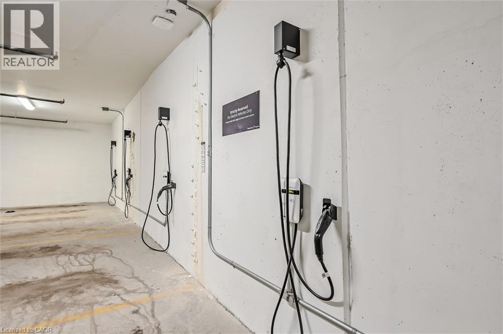 60 CHARLES Street W Unit# 1902, Kitchener, Ontario, N2G0C9 — Photo 40