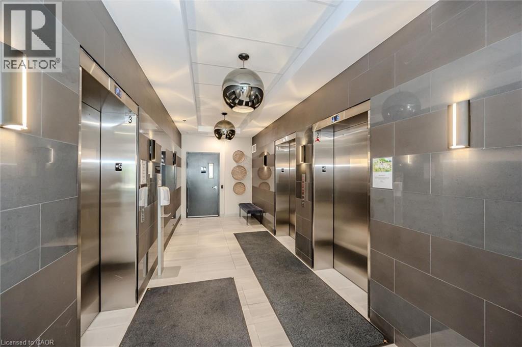 60 CHARLES Street W Unit# 1902, Kitchener, Ontario, N2G0C9 — Photo 6