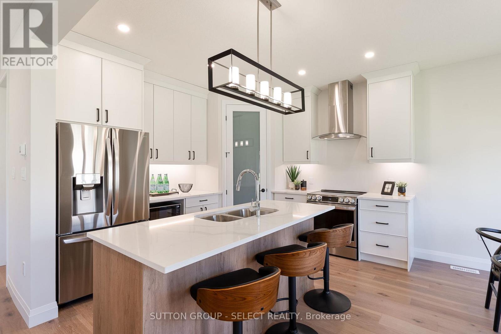 6366 HEATHWOODS AVENUE, London South (South V), Ontario, N6P1H5 — Photo 9