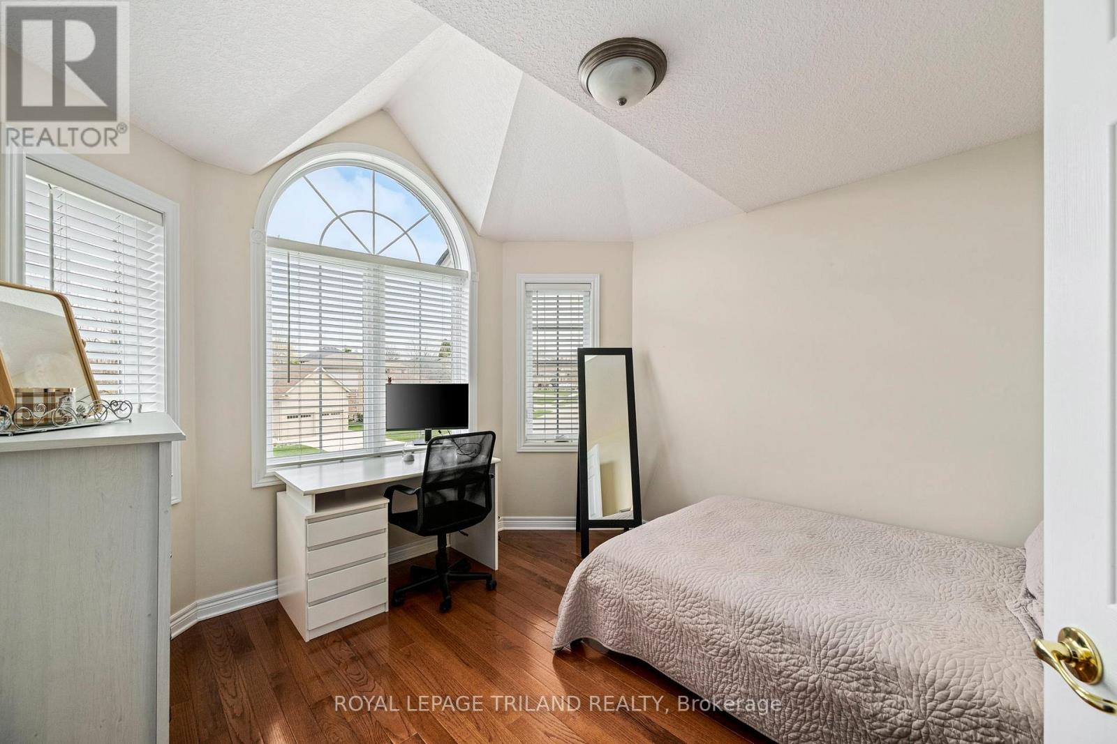 151 KNIGHTS BRIDGE ROAD, London South (South L), Ontario, N6K4V7 — Photo 33