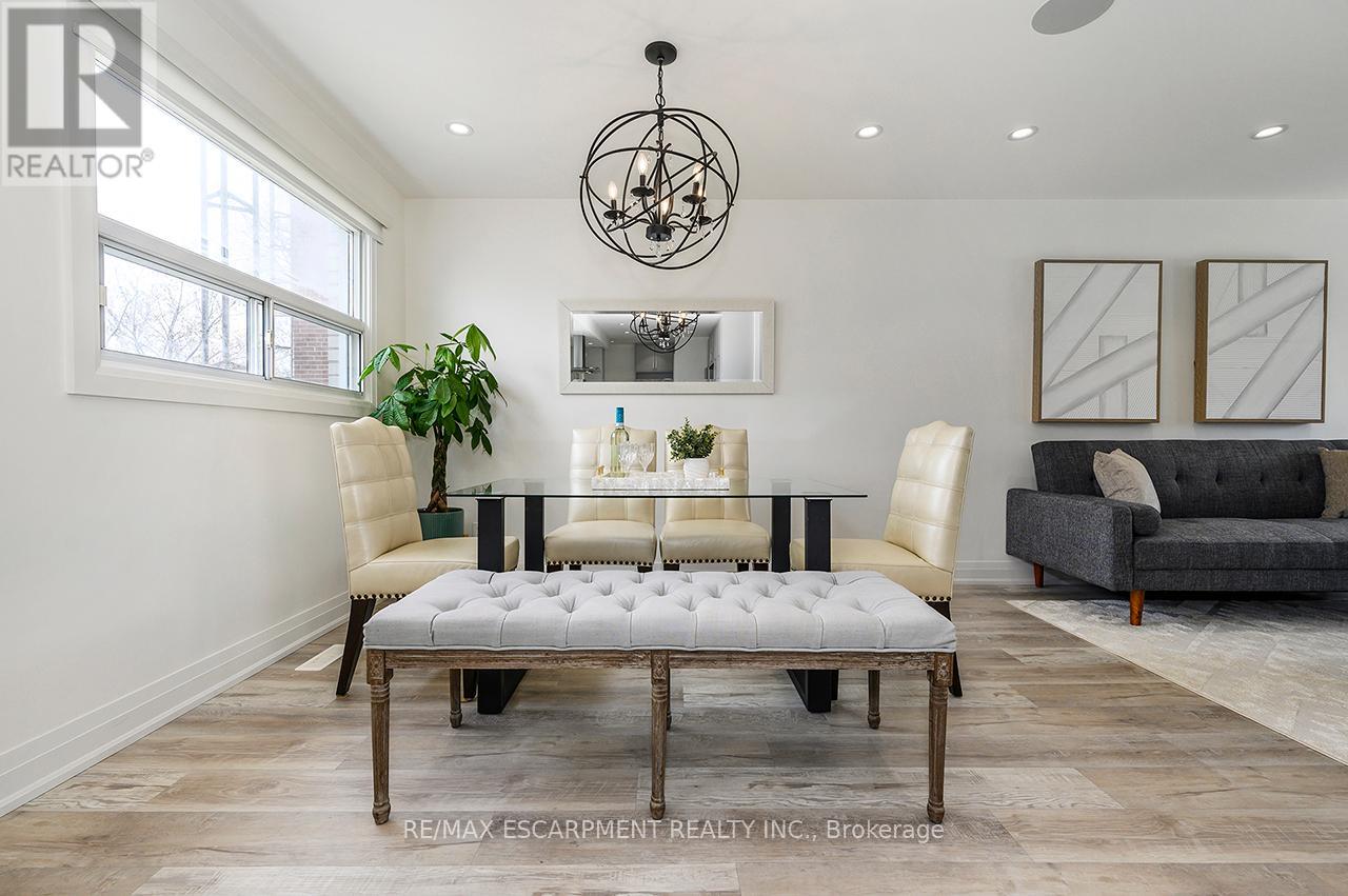 3726 HOLDEN CRESCENT, Mississauga (Mississauga Valleys), Ontario, L5A2V8 — Photo 10