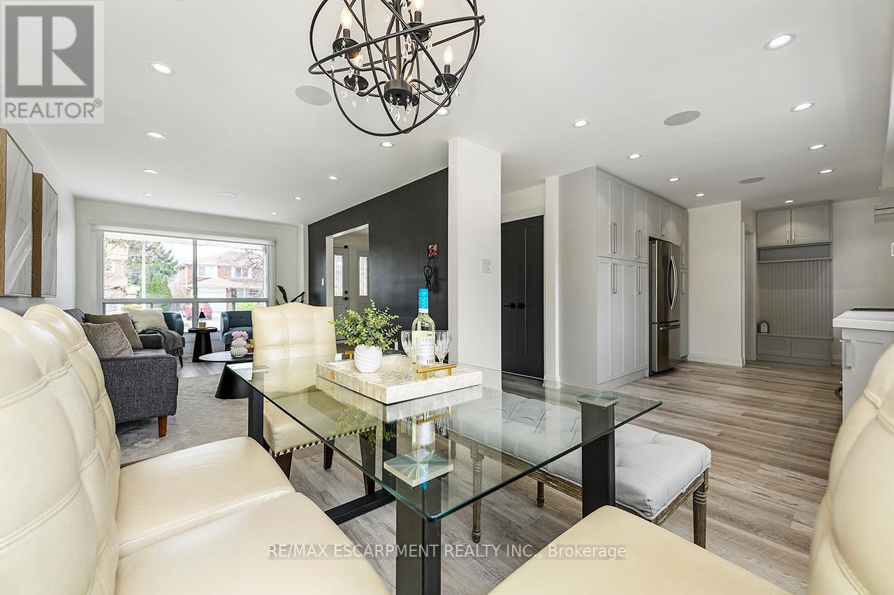 3726 HOLDEN CRESCENT, Mississauga (Mississauga Valleys), Ontario, L5A2V8 — Photo 11