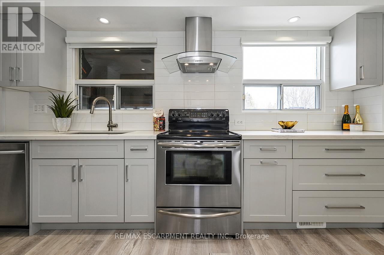 3726 HOLDEN CRESCENT, Mississauga (Mississauga Valleys), Ontario, L5A2V8 — Photo 15