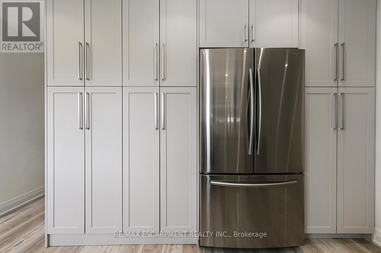 3726 HOLDEN CRESCENT, Mississauga (Mississauga Valleys), Ontario, L5A2V8 — Photo 16